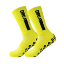 UGUPGRADE 2023 New ANTI SLIP Football Socks Mid Calf Non Slip Soccer Cycling Sports Socks Mens Warm Sock EU38-44