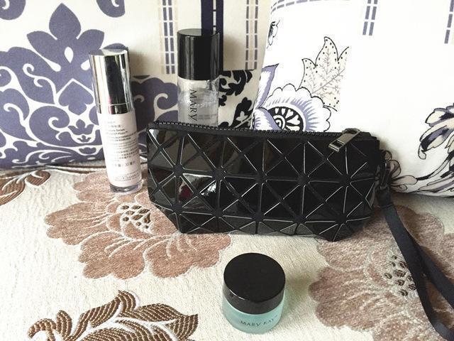DIOMO 2017 laser hologram bag women clutches fashion geometric plaid wrist bag hand bag organizer makeup bag-Black-JadeMoghul Inc.
