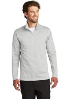 The North Face  Tech 1/4-Zip Fleece   NF0A3LHB