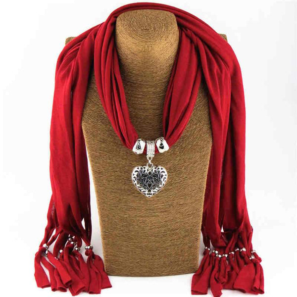 Women Graceful Hollow Heart Shape Alloy Pendant Polyester Scarf Necklace