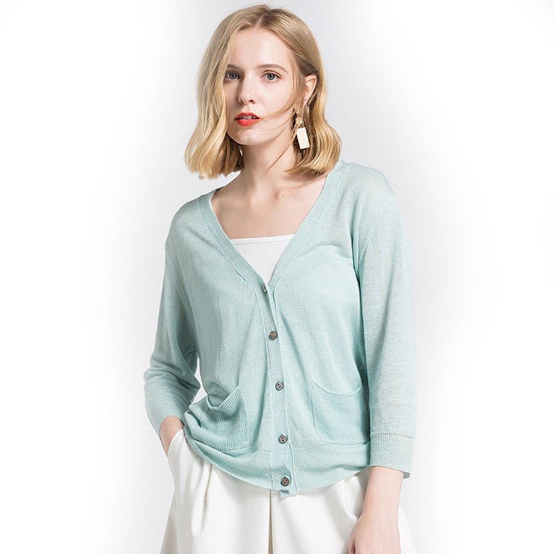 Female New Fashion Solid Color V-Neck Single Breasted Thin Sun-protection Loose Knitwear