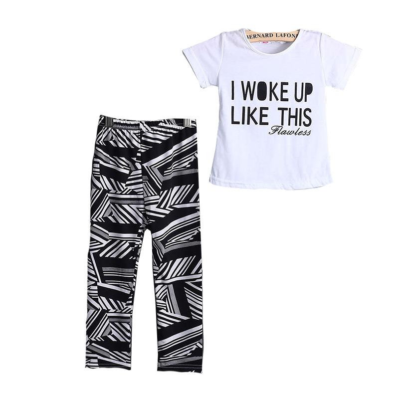 Children Hot Sale O-Neck Short Sleeves Letters Printed Tees And Pants With Geometry 2Pcs Set
