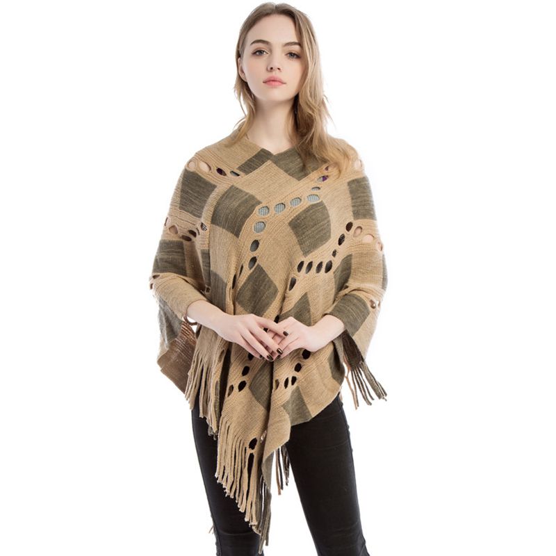 Fashion Color Blocking Design Geometric Square Pattern Hollow Out Knitting Shawl