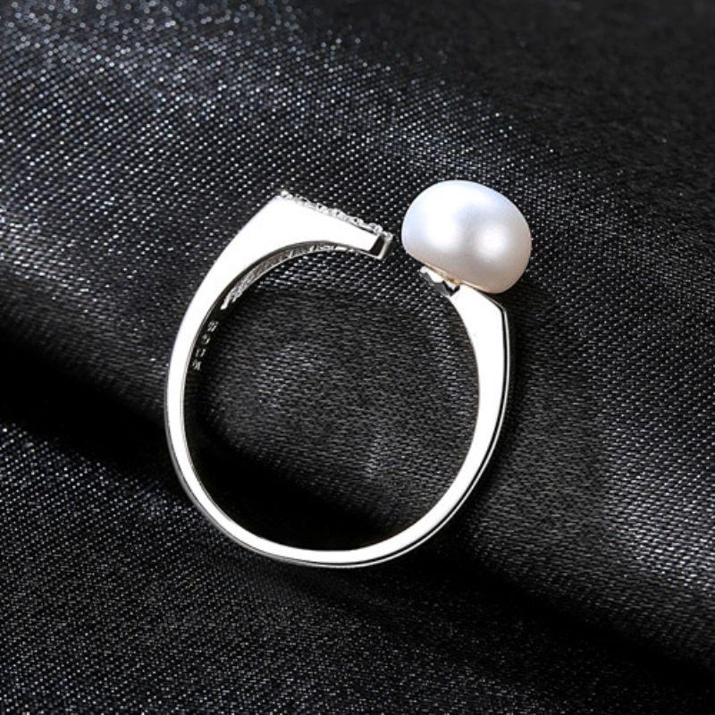 Fashion Geometry Design Luxury Sterling Silver Freshwater Zircon Ring