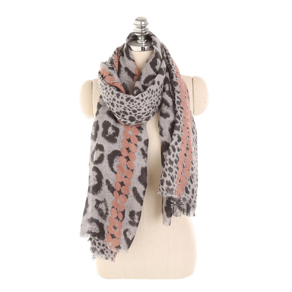 Hot Sale Women Animal Print Pattern Color Blocking Tassel Scarf