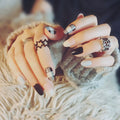 Elegant Vintage Style Plaid Pattern Women Winter Art Nails