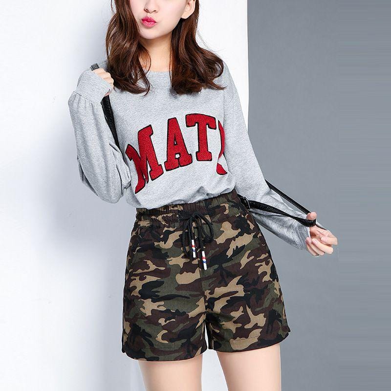 Women Casual Style Unique Camouflage Print Drawstring Shorts