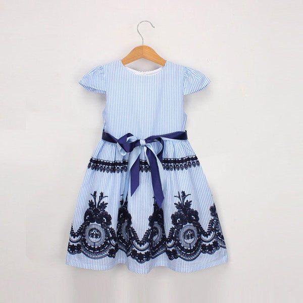 Girls Ruffle Sleeves Flower Embroidered Lace-up Dresses