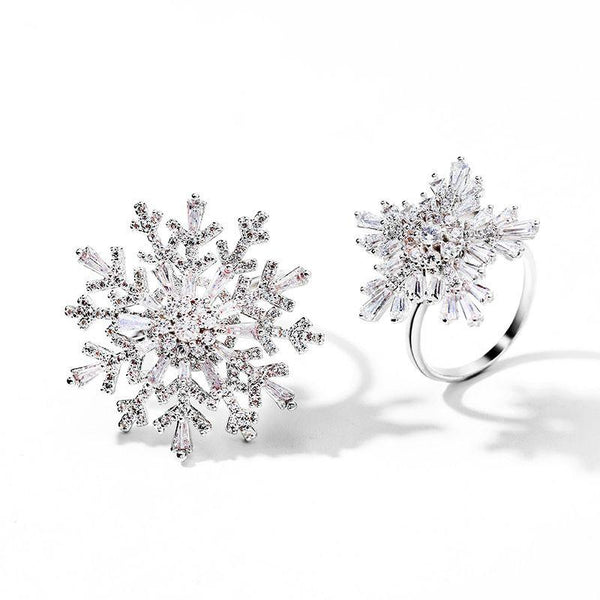 Creative Rotatable Snowflake Design Women Shiny Zircon Ring