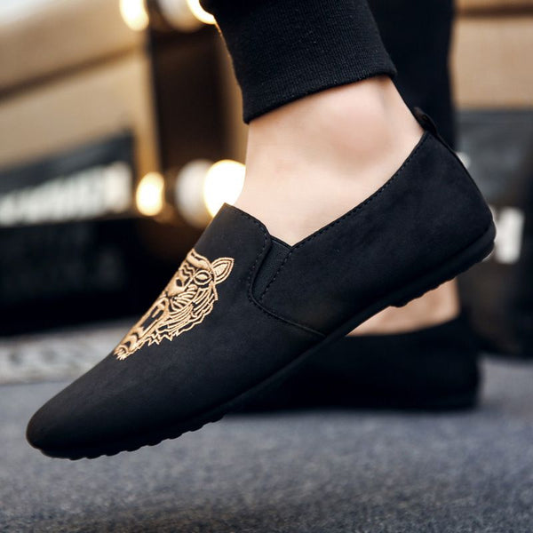 Fashion Tiger Embroidery Design Men Breathable Casual Shoes