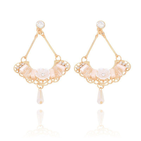 Hot Sale Vintage Palace Resin Flower Pearl Decor Hollow Triangle Earrings