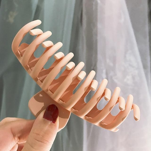 2020 New Claw Clip for Women Tough Black Plastic Hair Claw Large Size Hair Clamps Claw Clip Crab for Hair Accessories for Hair AExp