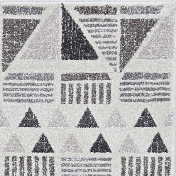 Living Room Rugs - 63" X 91" X 0.'75" Ivory/Mocha Polyester Rug
