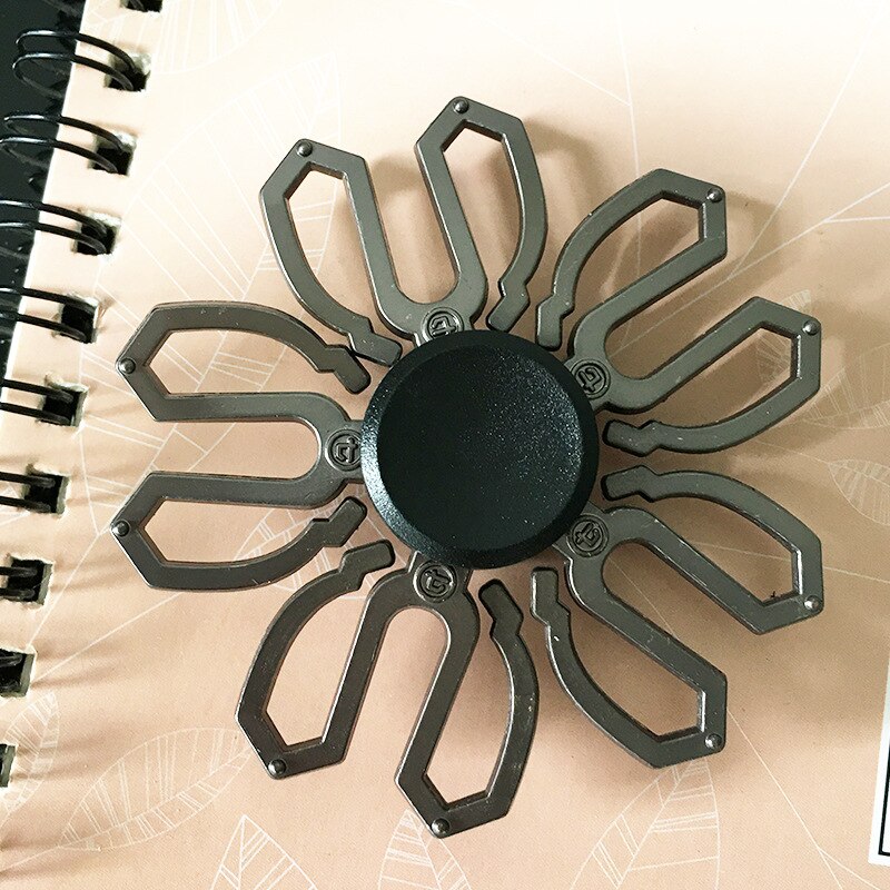 Anime Game Weapon Fidget Spinner Colorful Metal Zinc Alloy Ninja Shuriken Darts Hand Spinner Smooth Electroplate Fidget Gryo Toy