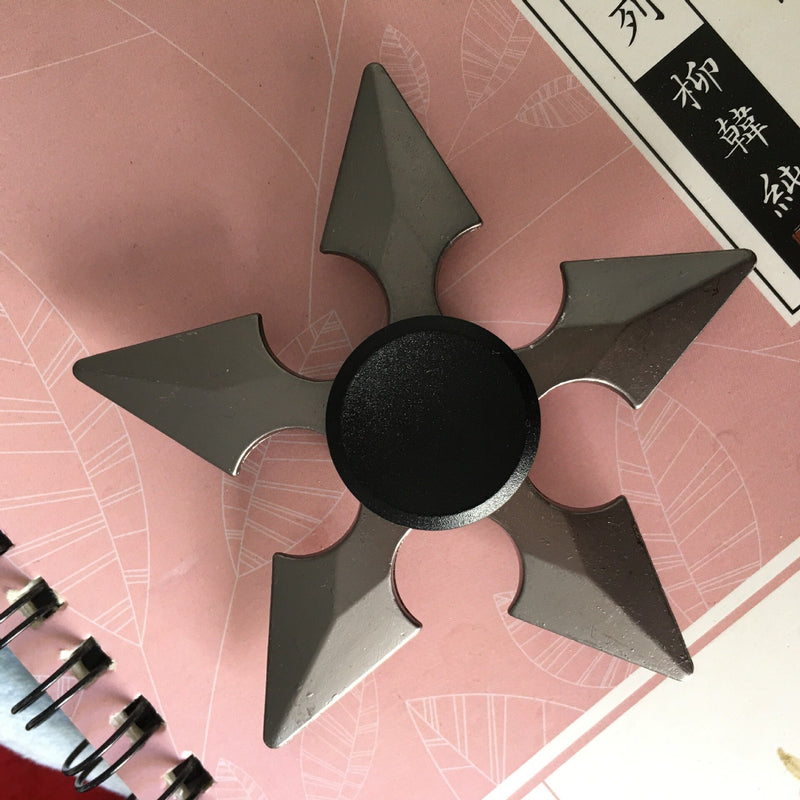 Anime Game Weapon Fidget Spinner Colorful Metal Zinc Alloy Ninja Shuriken Darts Hand Spinner Smooth Electroplate Fidget Gryo Toy