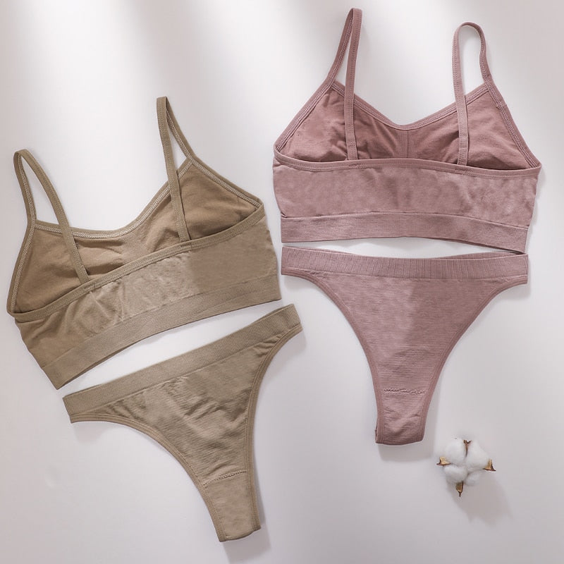 Sexy Women Bra Set Seamless Bra and Pantys Set Sexy Lingerie Set Rib Crop Top Female Brassiere Low Wasit Thong Fitness Underwear