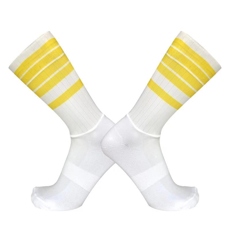 Anti Slip Silicone Summer Aero Socks Whiteline Cycling Socks Men Bicycle Sport Running Bike Socks Calcetines Ciclismo