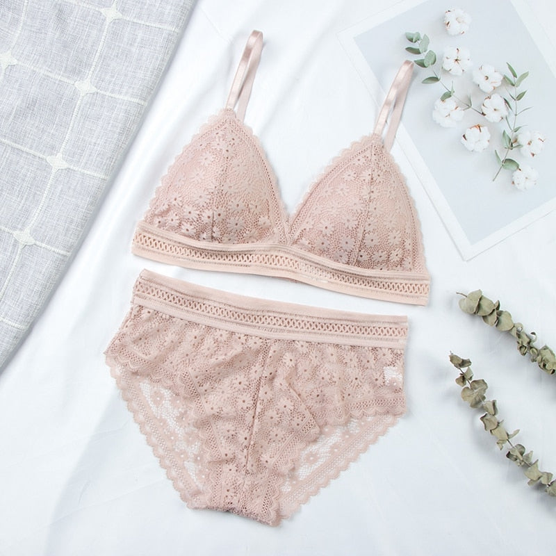 Women Lace Bra Sets Seamless Underwear Backless Vest Sexy Padded Bralette Lingerie Ultrathin Bra &amp; Brief Sets Female Intimates