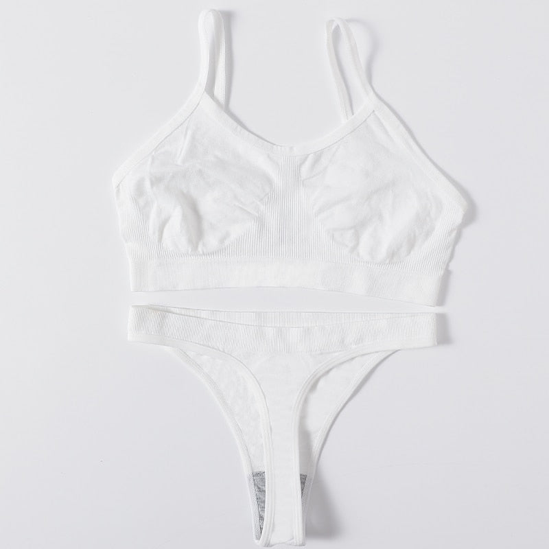 Sexy Women Bra Set Seamless Bra and Pantys Set Sexy Lingerie Set Rib Crop Top Female Brassiere Low Wasit Thong Fitness Underwear