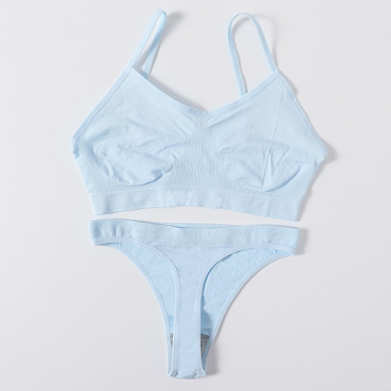 Sexy Women Bra Set Seamless Bra and Pantys Set Sexy Lingerie Set Rib Crop Top Female Brassiere Low Wasit Thong Fitness Underwear