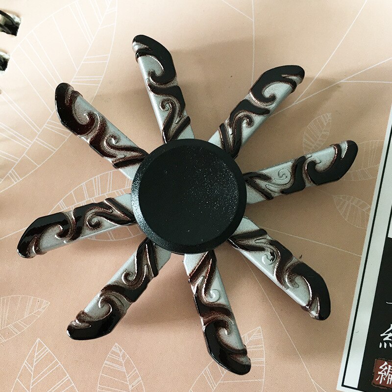 Anime Game Weapon Fidget Spinner Colorful Metal Zinc Alloy Ninja Shuriken Darts Hand Spinner Smooth Electroplate Fidget Gryo Toy