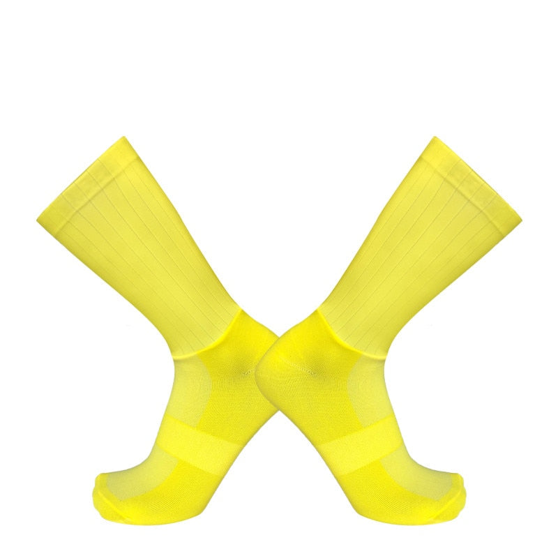 Anti Slip Silicone Summer Aero Socks Whiteline Cycling Socks Men Bicycle Sport Running Bike Socks Calcetines Ciclismo