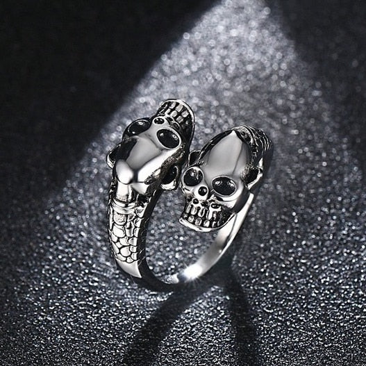 1pcs Titanium Steel Eagle Dragon Claw Halloween Skull Ring Hot Selling Men&