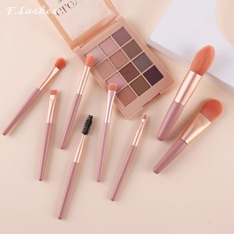 8Pcs Mini Travel Women Makeup Brushes Set Portable Soft Concealer Brush Beauty Foundation Eye Shadow Tool Eyelash Brush With Bag