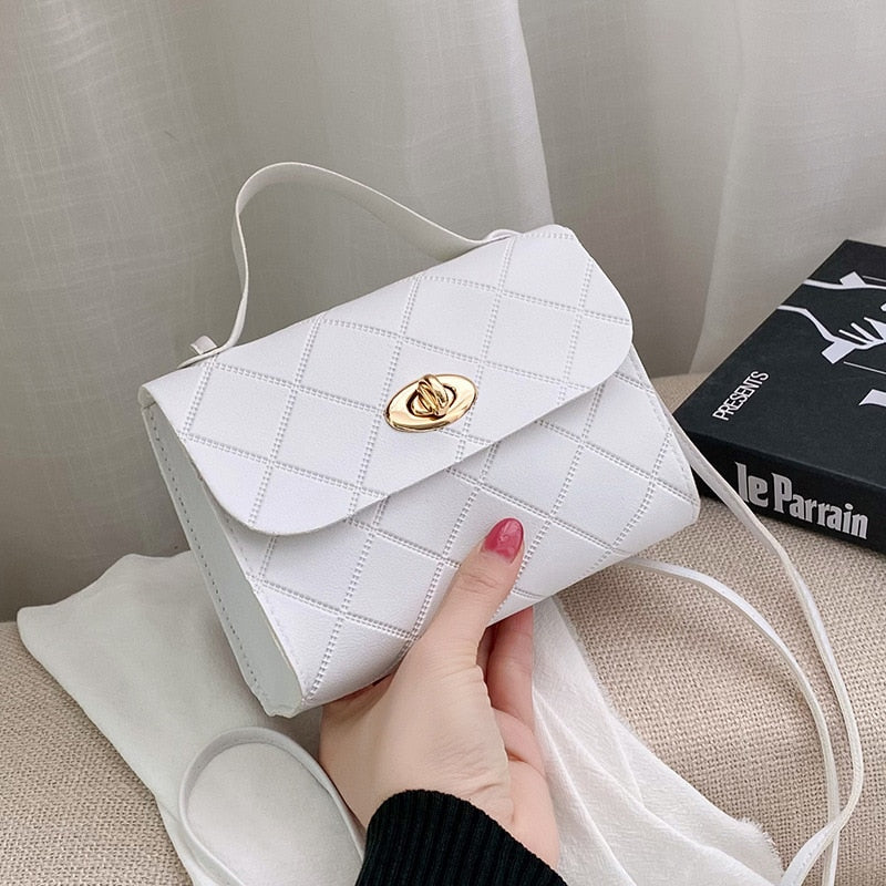 2022 new Lingge fashion embossed hand messenger small square bag handbags  purses and handbags  bags for women