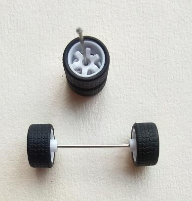 4PCS 1/64 Scale Alloy Car Model 5.2mm/11mm Size Rubber Tires + Wheels + Axles for Modified 1:64 Matchbox/Domeka/HW Model Cars