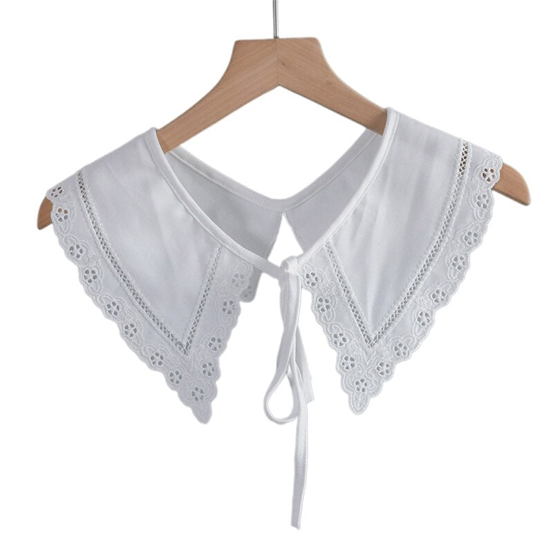 Royal Style Cotton Fake Collar Shawl Wrap Hollow Out Floral Lace Ruffled Trim Necklace Pointed Triangle Lapel Blouse