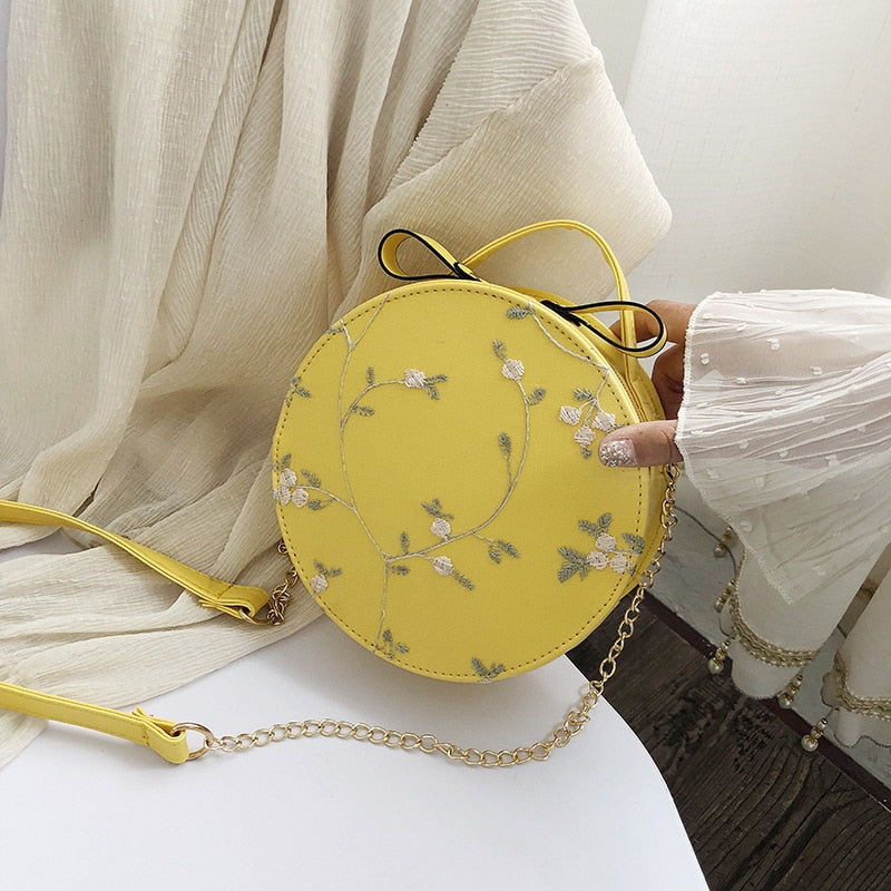 Hot Sale Sweet Lace Round Handbags High Quality PU Leather Women Crossbody Bags for Women 2022 Small Fresh Flower Chain Shoulder