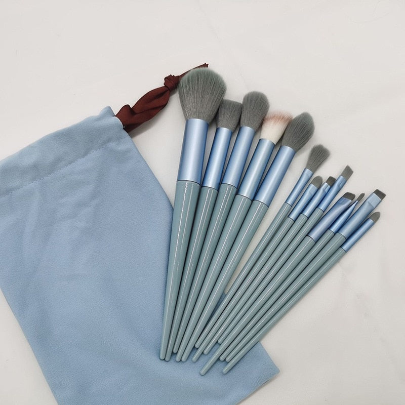 Newest! Soft Fluffy Makeup Brushes Set for cosmetics Foundation Blush Powder Eyeshadow Kabuki Blending Makeup brush beauty tool