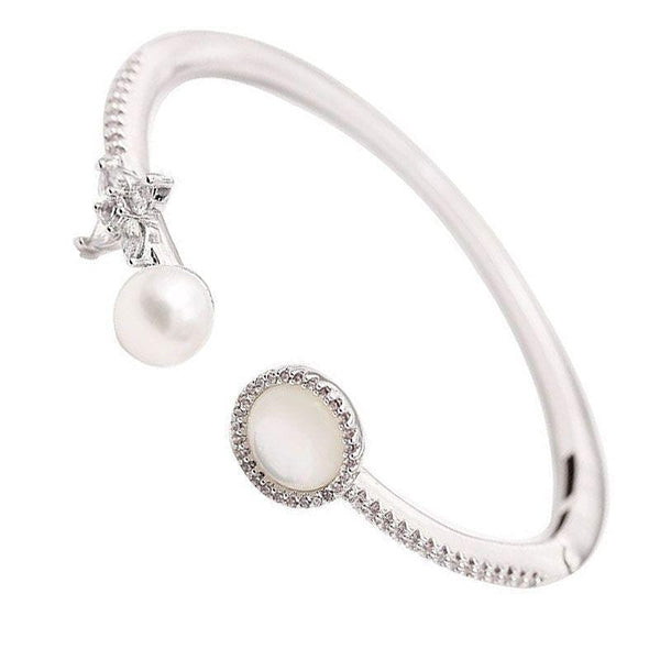 Trendy Women Exquisite Zircon Decor Shell Pearl Brass Cuff Bangle