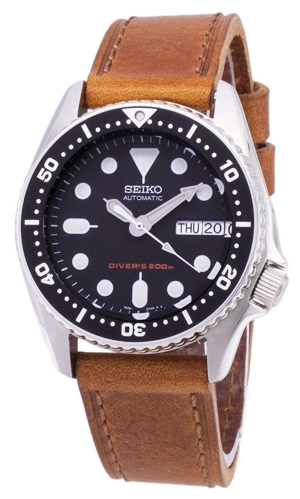 Branded Watches Seiko Automatic SKX013K1-MS4 Diver's 200M Brown Leather Strap Men's Watch Seiko