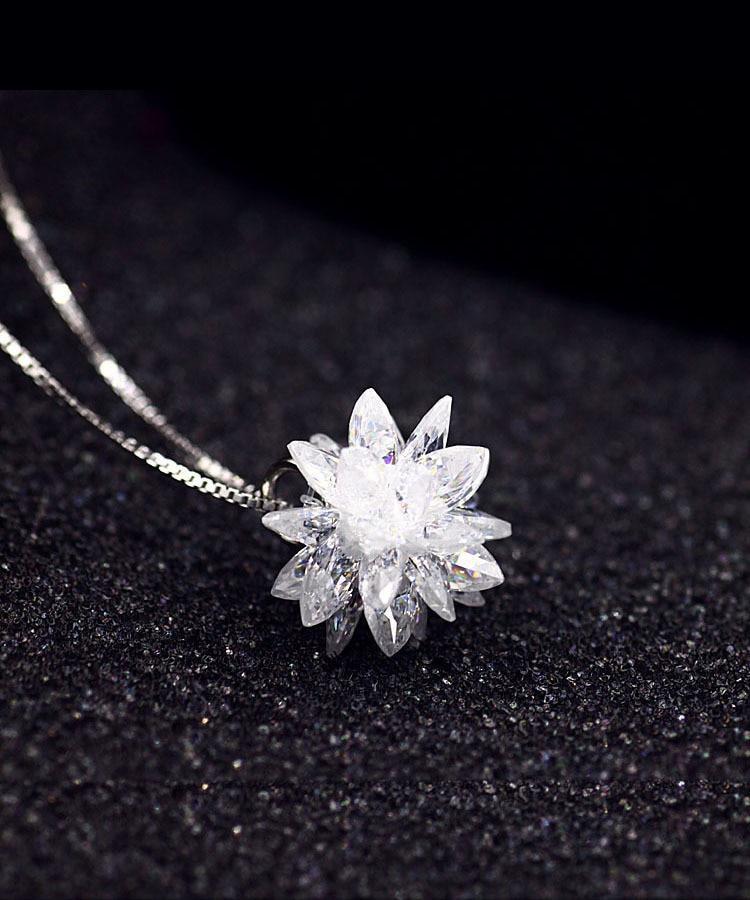 Fashion silver necklace female stereo small snowflake crystal necklace clavicle chain jewelry GC02-GC02-1-M-JadeMoghul Inc.
