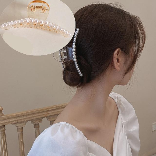 HUANZHI 2020 New Hyperbole Big Pearls Acrylic Hair Claw Clips Big Size Makeup Hair Styling Barrettes for Women Hair Accessories AExp