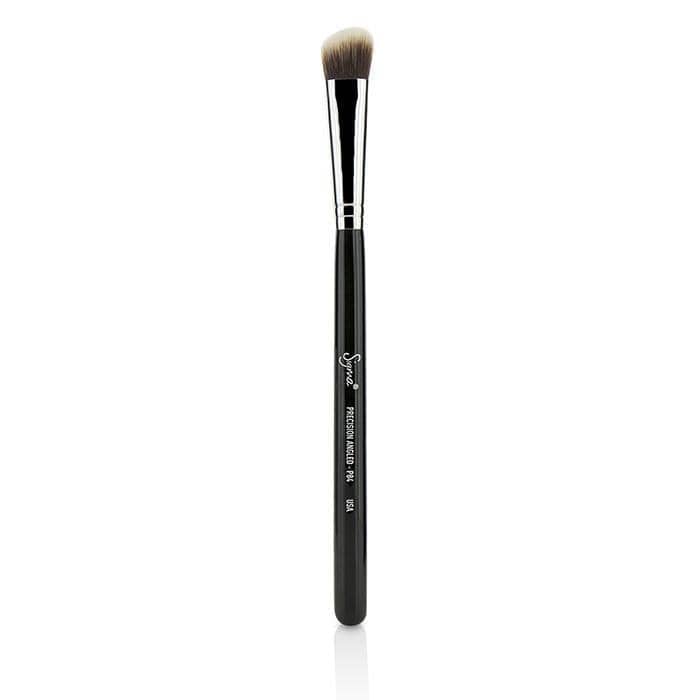 Make Up P84 Precision Angled Brush - - Sigma Beauty