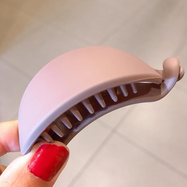 New Cute Candy Colors Banana Shape Hair Claws Women Girls Sweet Hair Clips Ponytail Holder Hairpins Fashion Hair Accessories AExp