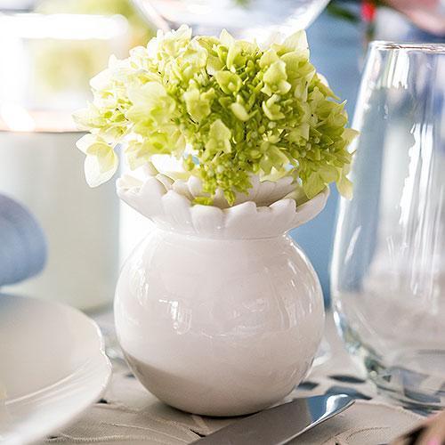 Popular Wedding Favors Small White Porcelain Bud Vase (Pack of 4) JM Weddings