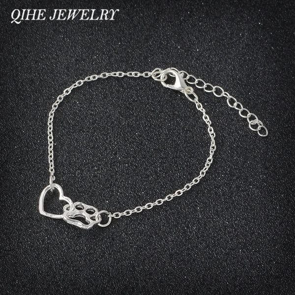 QIHE JEWELRY Paw Dog Cat Print and Heart Charm Bracelet Tiny Minimal Bracelet Dog lover Cat Lover jewlry Dainty Pulsera