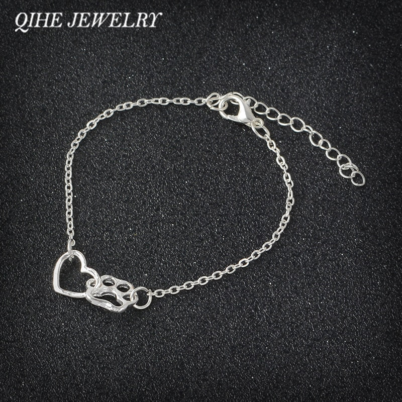 QIHE JEWELRY Paw Dog Cat Print and Heart Charm Bracelet Tiny Minimal Bracelet Dog lover Cat Lover jewlry Dainty Pulsera