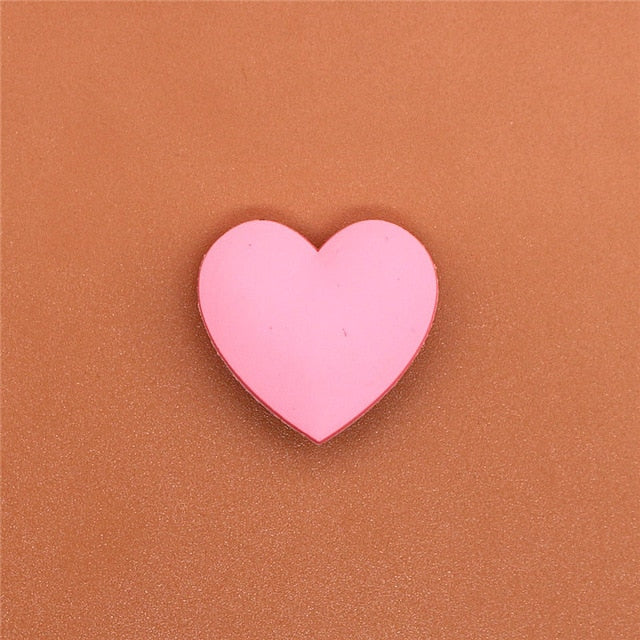 Single Sale 1pcs Shoe Charms Cartoon Heart-shaped Garden Shoe Accessories Buckle Decorations Fit Croc Wristband JIBZ Kids X-mas