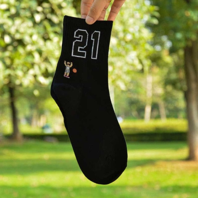 High Quality Fashion Men's Breathable Basketball Socks Elite Thick Sports Socks Unisex Harajukumen's happy Funny Embroider socks