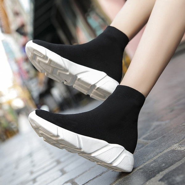 Brand Unisex Socks Shoes Breathable High-top Women Shoes Flats Fashion Sneakers Stretch Fabric Casual Slip-On Ladies Shoes