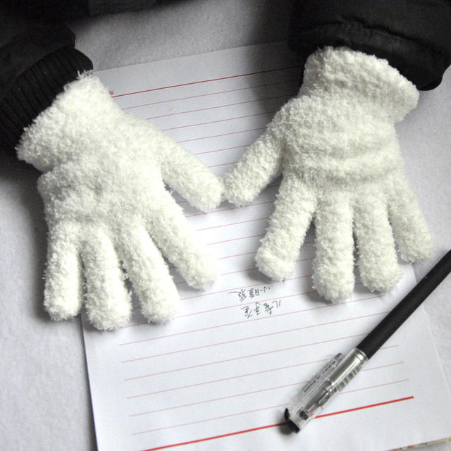 Warmom Plush Thick Warm Baby Gloves Winter Plus Velvet Mittens Children Kid Coral Fleece Full Finger Gloves For 1-4Y Kids Gloves