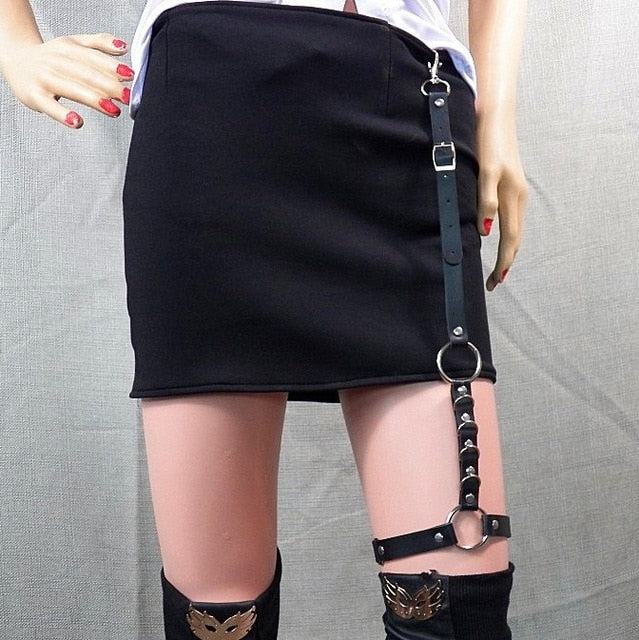 Women Skirt Belt Female Pu Leather Hiphop Rock Nightclub Sexy Jeans Dress Heart Punk Belt With Metal Waist Chain 383