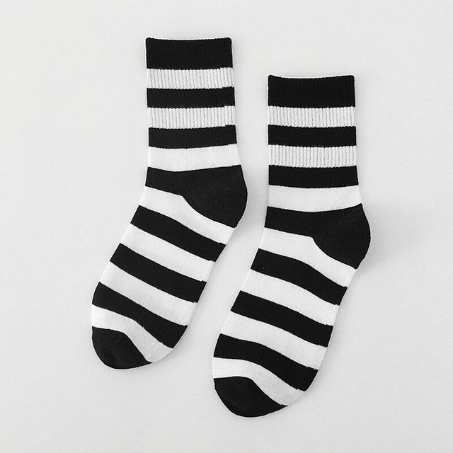 New Arrivals Cow Printed Sock Lovely Harajuku Japanese Style Cotton Women Socks Striped Solid Breathable Casual Cartoon Socks