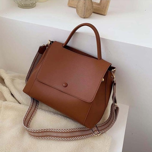Fashion Simply PU Leather Crossbody Bag For Women 2020 winter Solid Color Shoulder Messenger Bag Lady Chain Travel Small Handbag