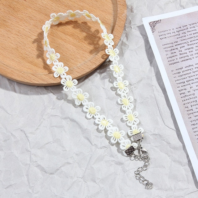 Korea Boho Flower Charms Chian Necklace Choker for Women Girl Harajuku Collars Cute Daisy Fabric Lace Jewelry